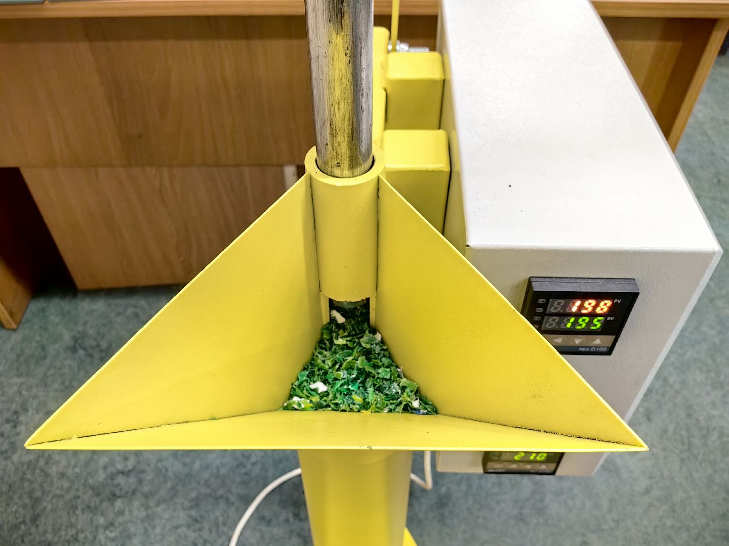 экология, экоцентр, благотворительность, подопечные, сбор вторсырья, крышечки,