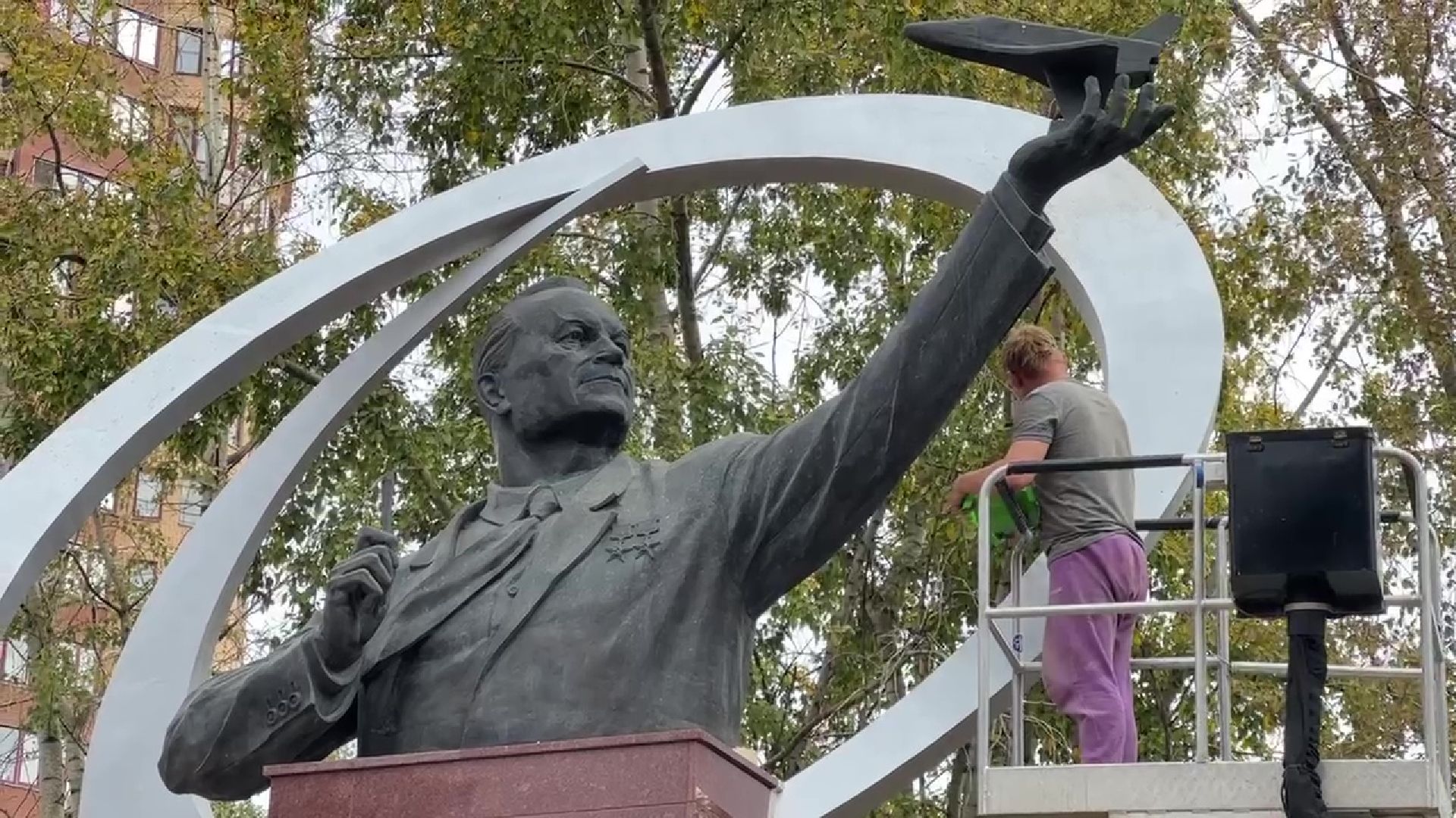 Реутов, Челомей, памятник, реставрация, нпо маш, НПО машиностроения,