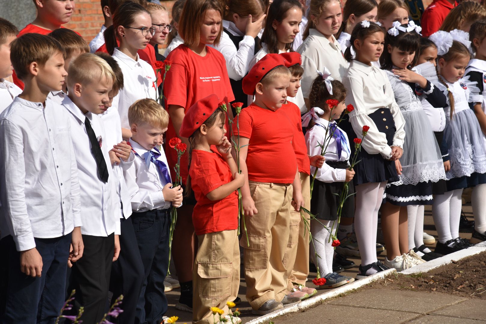 лотошино, микулино, микулинская гимназия, сво, памятная доска,