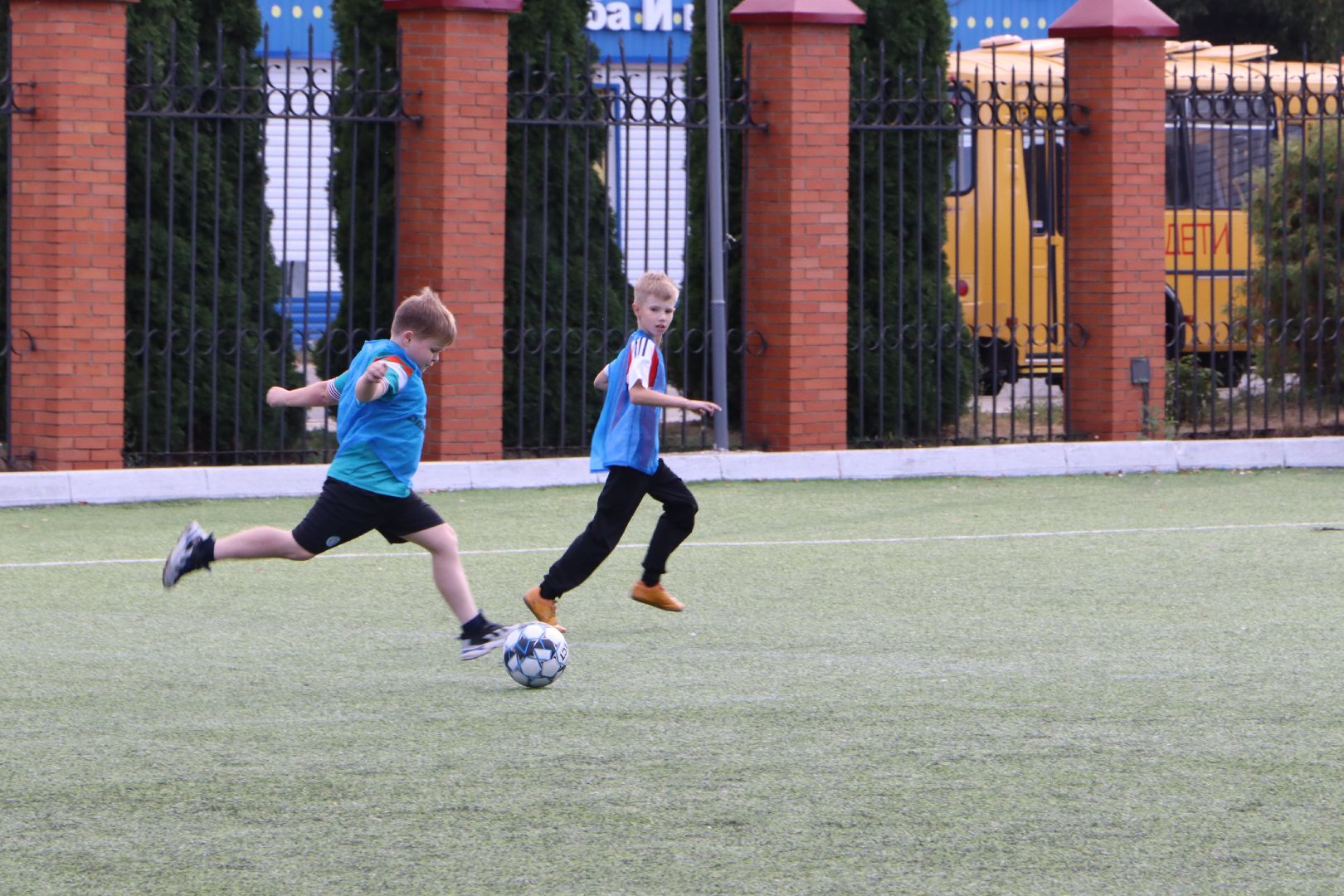 Серебряные Пруды, футбол, надежда Подмосковья Кавалер ордена Мужества, Сергей Мясин, СК Молодежный,