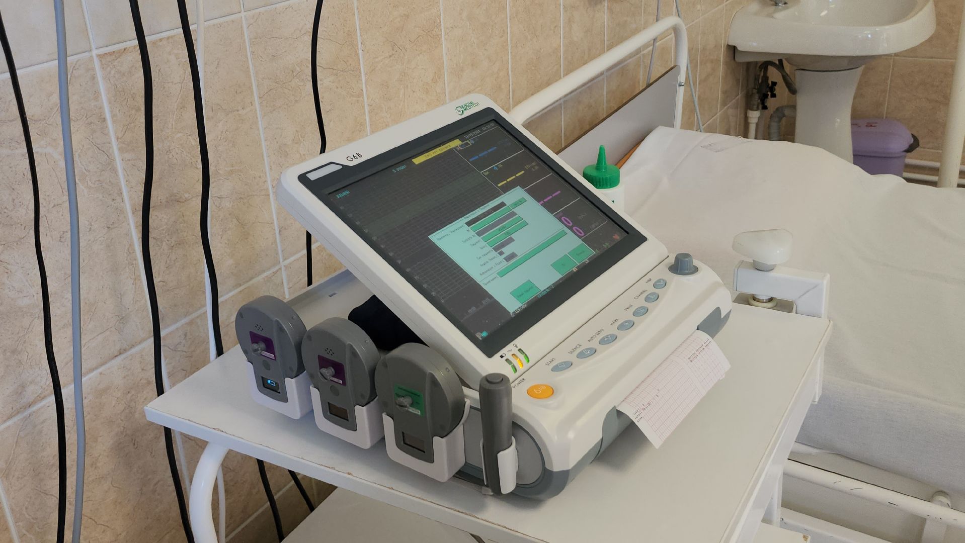 серпухов, серпуховский роддом, новое медицинское оборудование, фетальный монитор, здравоохранение,