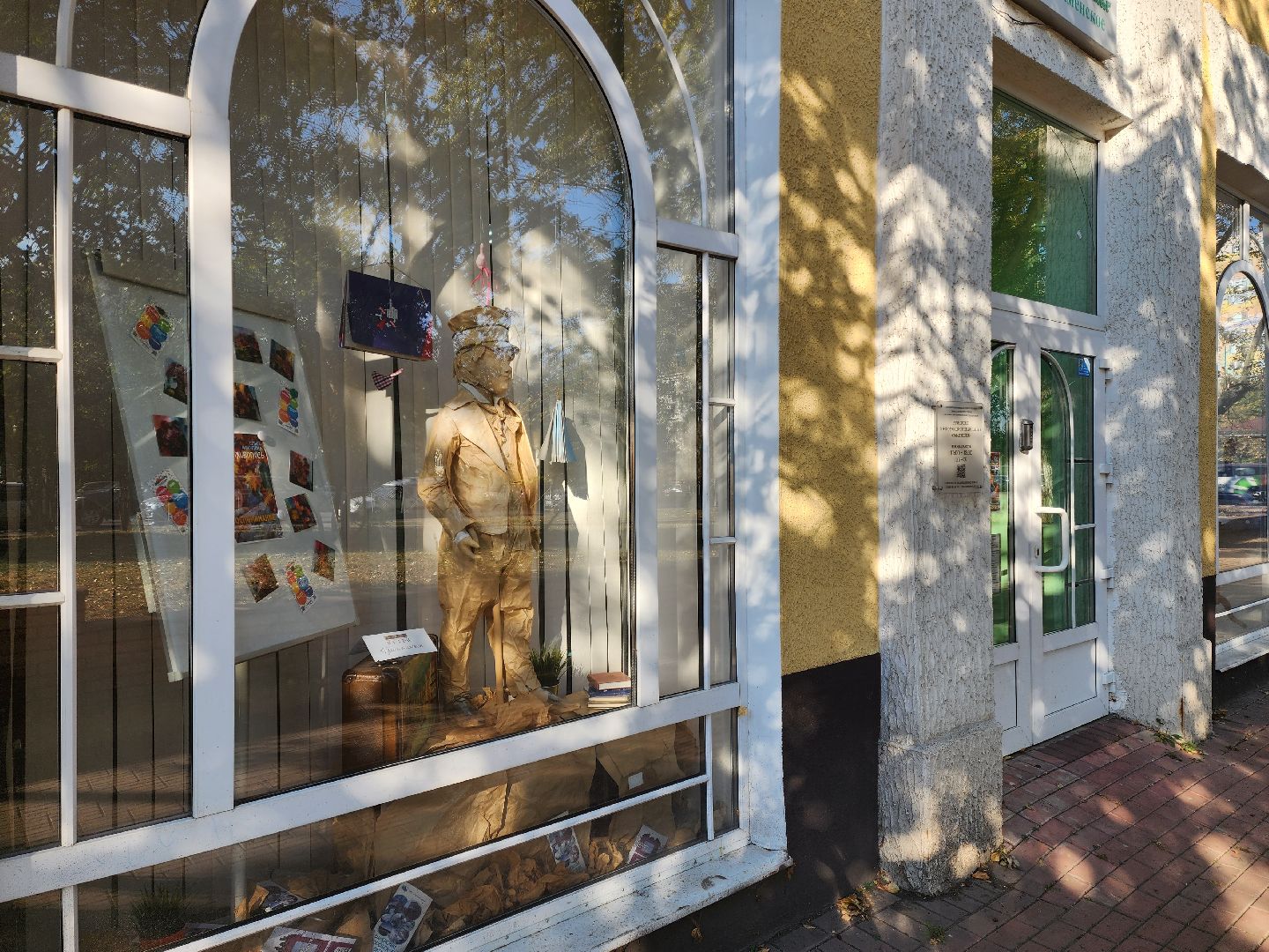 раменское, культура, выставка картин ольги никулиной,творческое мероприятие в туристско-информационном центре,