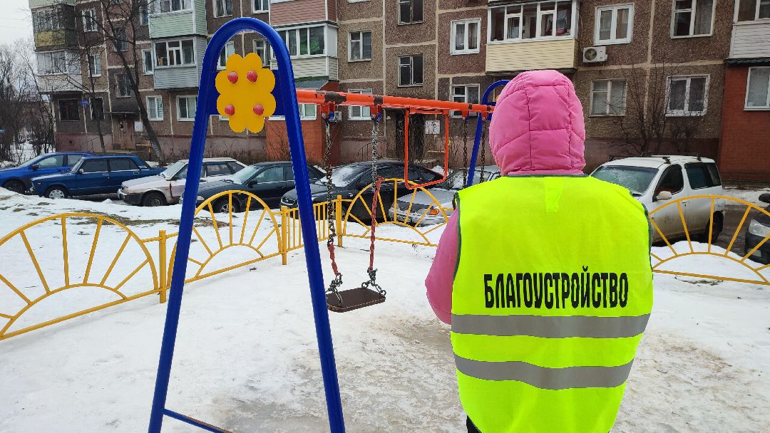 Кашира, общество