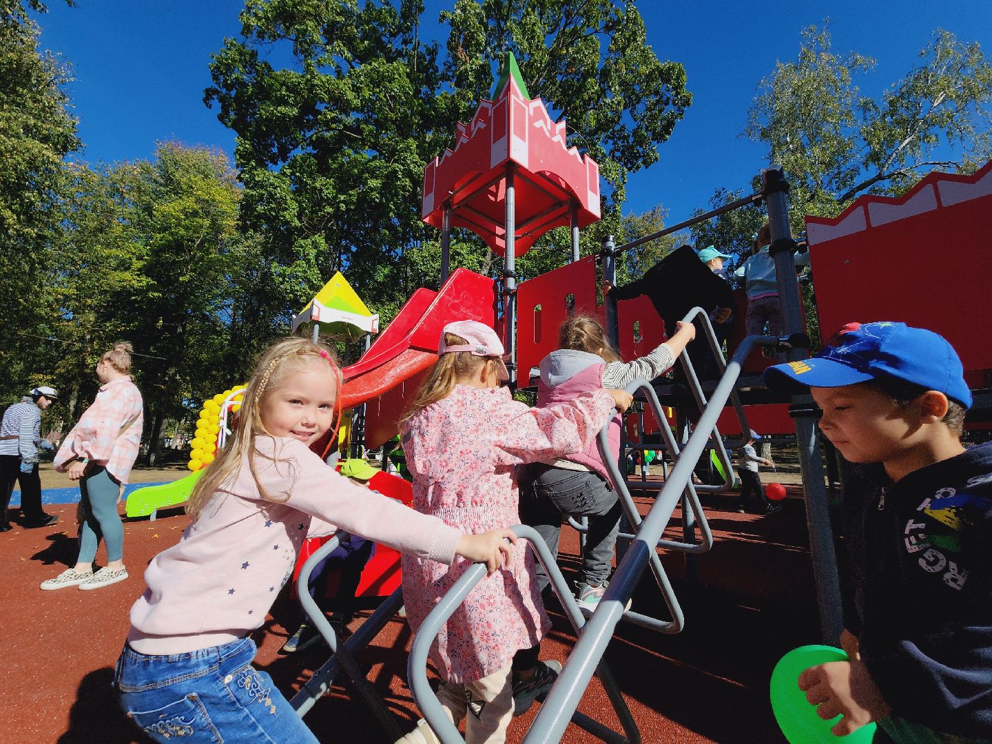 Егорьевск, Подмосковье, Московская область, детская площадка, дети,