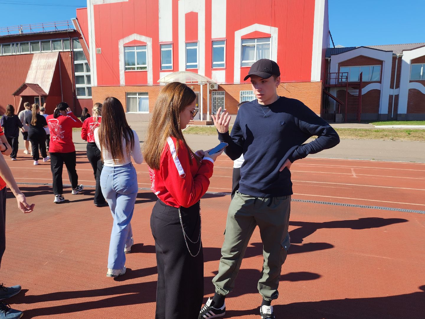 первая помощь, движение первых,