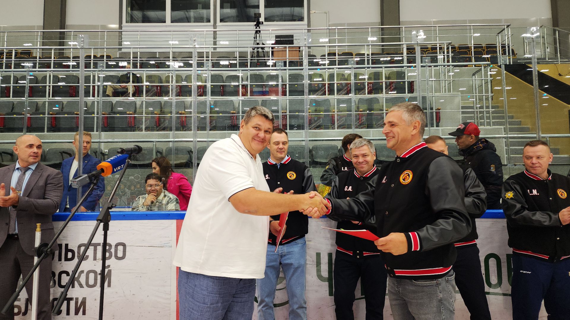 хоккей, спорт, спорт московской области, электросталь, электросталь спортивная, хоккейный клуб, хоккеисты, лдс кристалл,