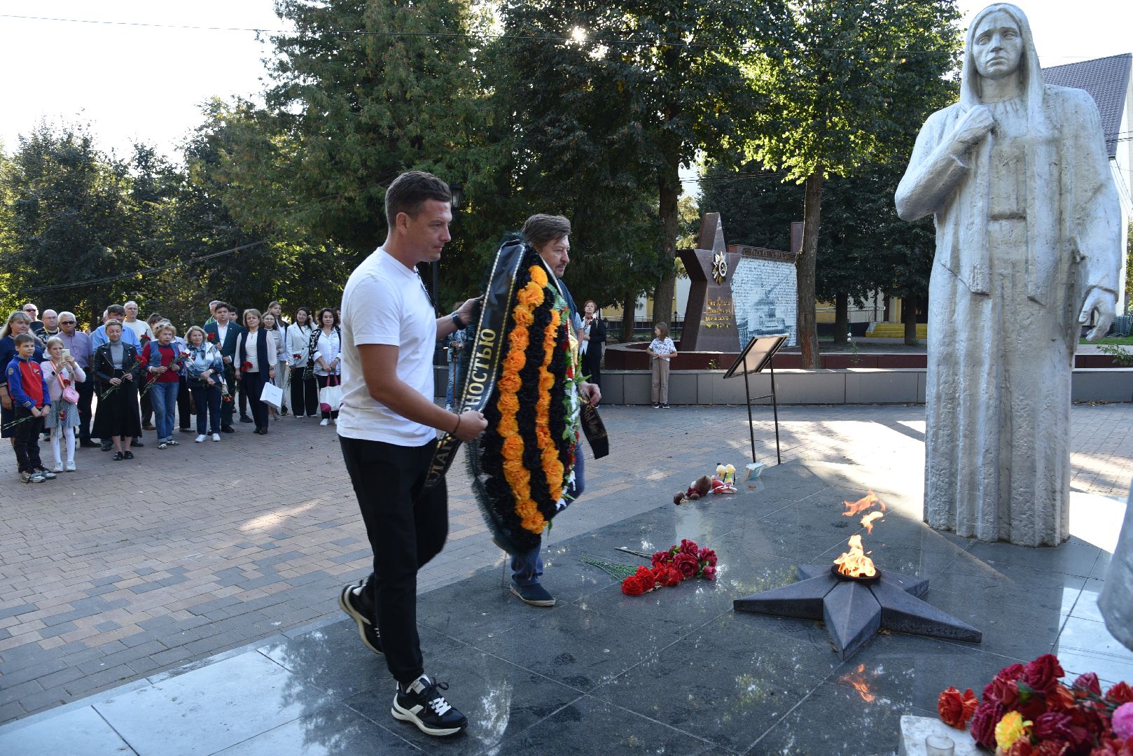 лотошино, великая отечественная война, память войны, памятники,