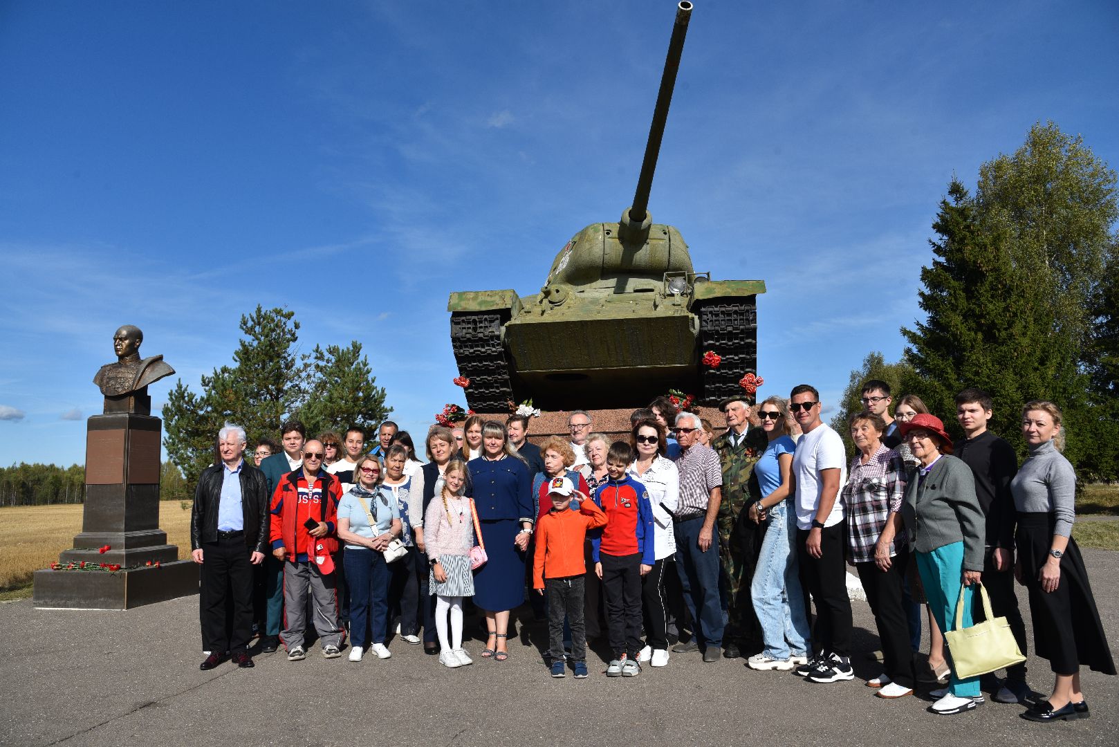 лотошино, великая отечественная война, память войны, памятники,