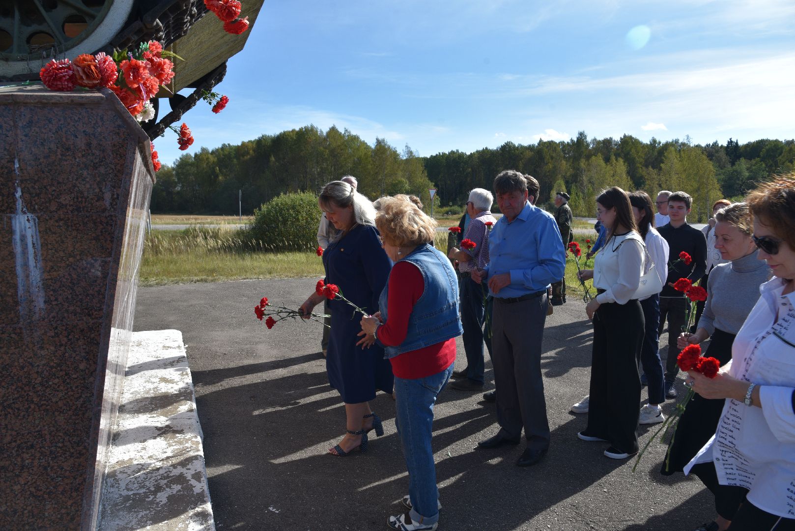 лотошино, великая отечественная война, память войны, памятники,