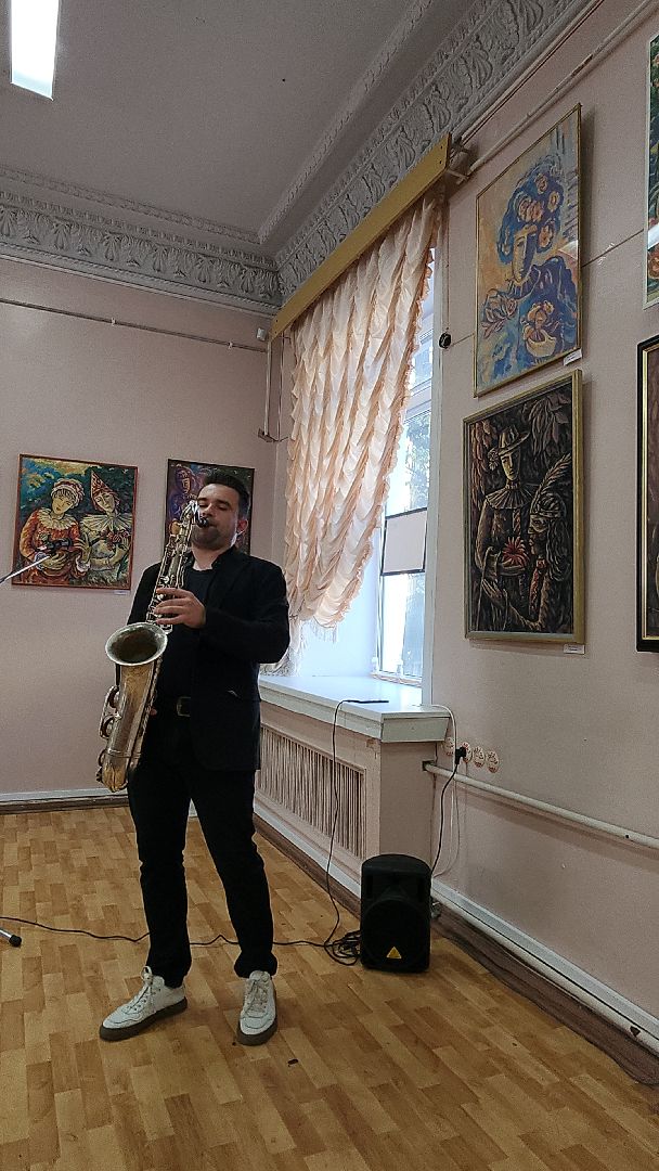 электросталь, выставка, художественная выставка, художник, библиотека, библиотека паустовского, жители города, культура, культура подмосковья,