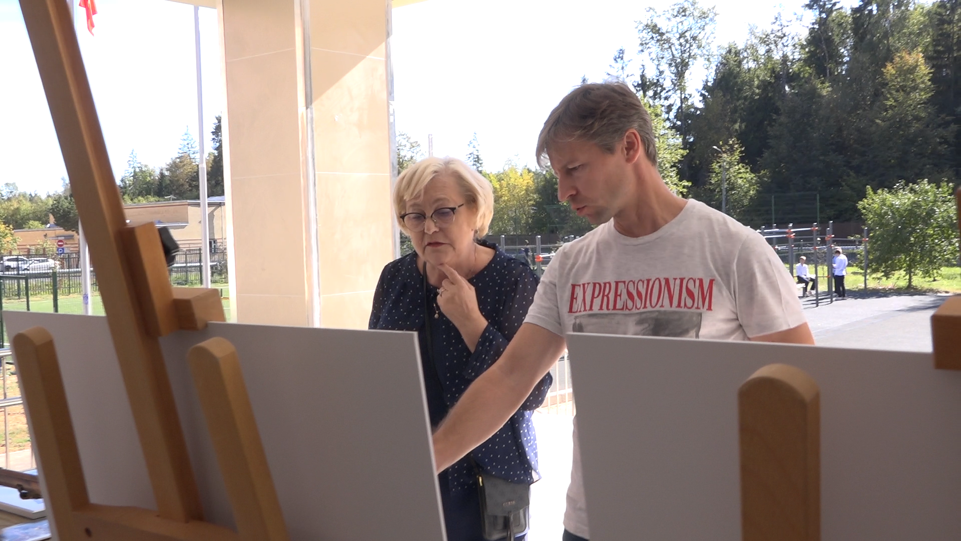 выставка посвященная ВОВ, школа Попова волонтеры, Власиха школа Попова, фотовыставка ВОВ, связь времен,