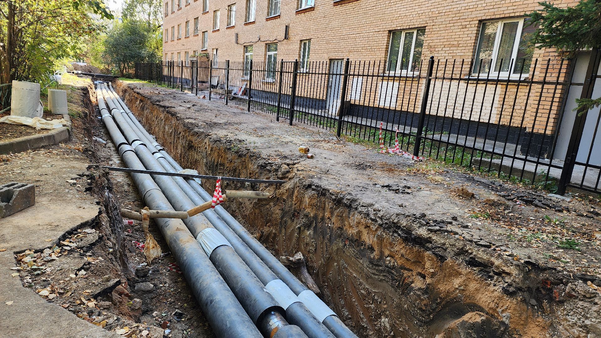 Теплосеть, Лобня, Прокладка труб,