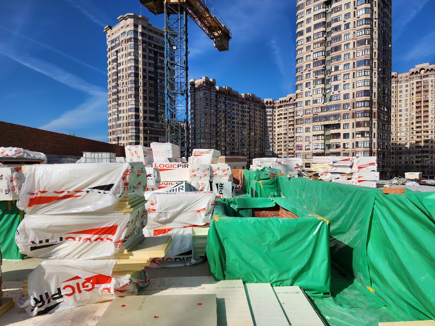 раменское, строительство, физкультурно-оздоровительный комплекс с бассейном, кровельные работы,