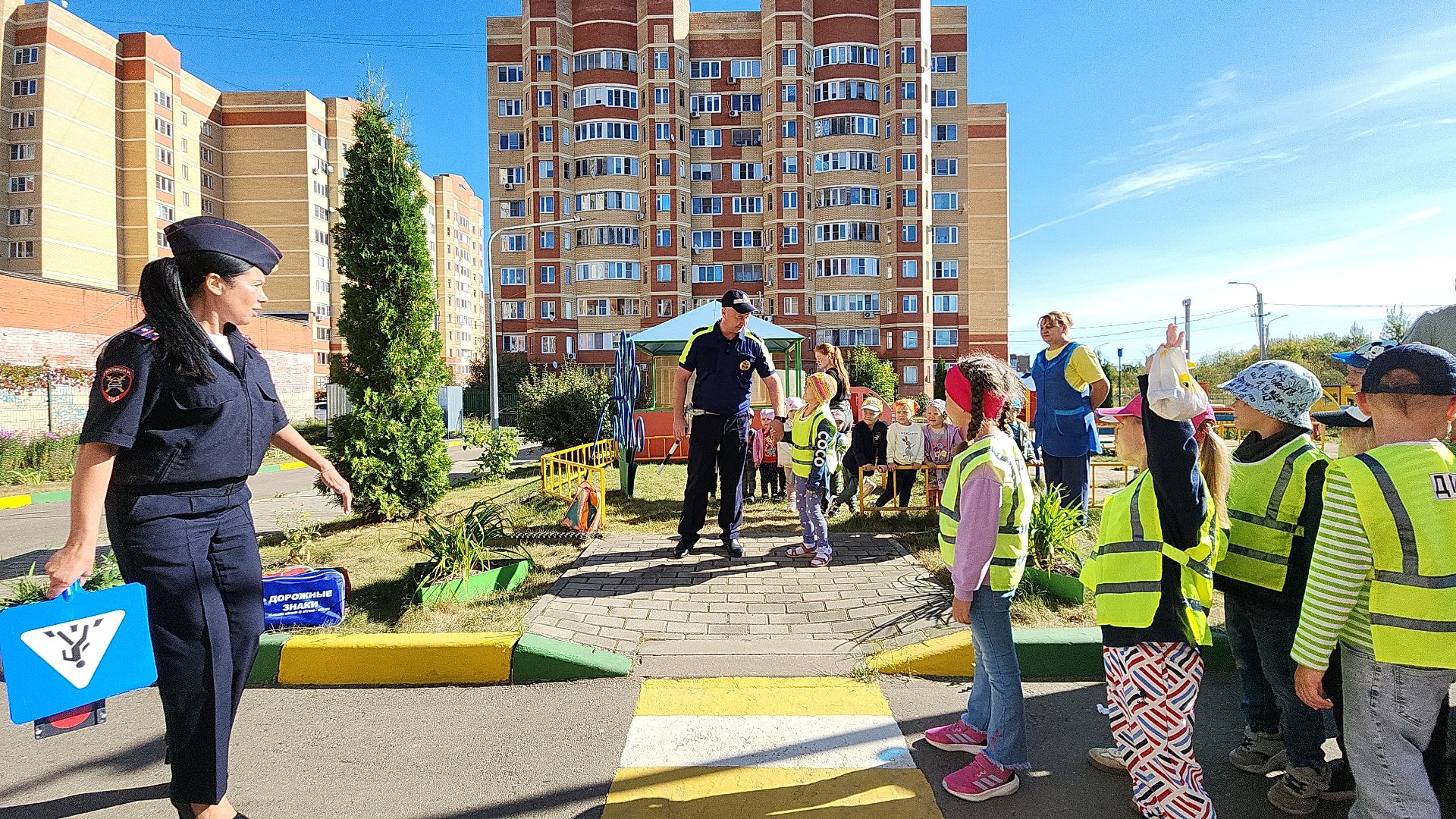 электросталь, ГАИ, гибдд, всероссийская акция, неделя безопасности, мой город, дети, безопасность детей, детский сад, госавтоинспекция, госавтоинспекторы,