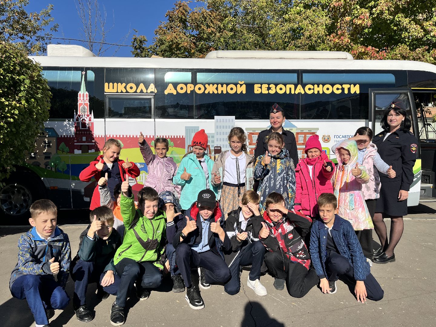 безопасное движение, безопасность, ремень безопасности, автобус,