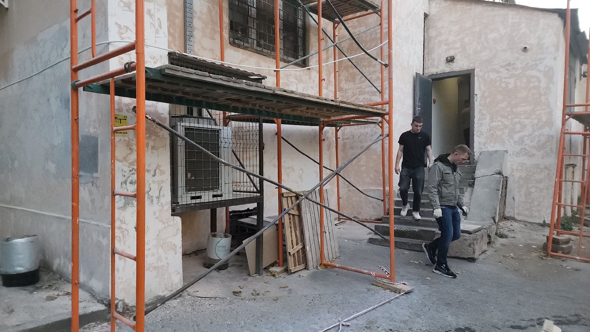 пушкино, капремонт, мкд, мкд старый фонд, ремонт фасада, бригада рабочих,