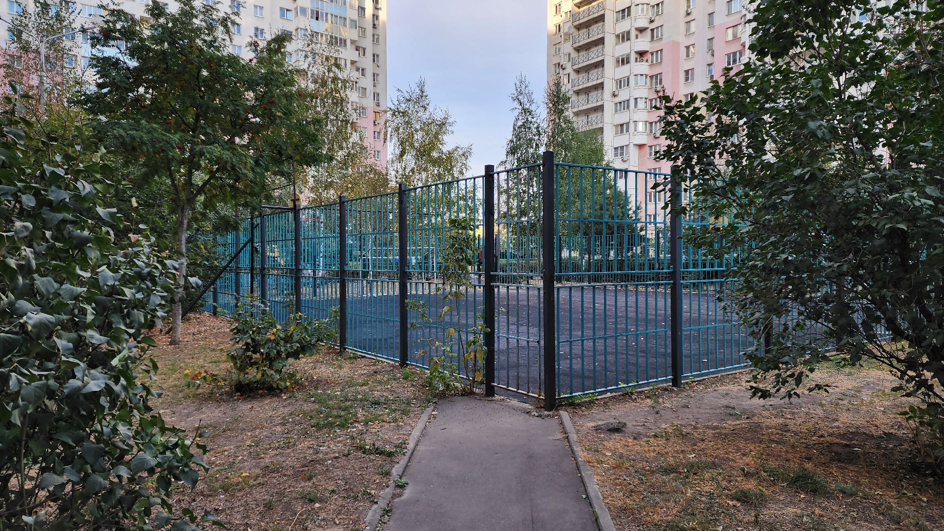 модернизация детских игровых площадок, встреча с жителями,