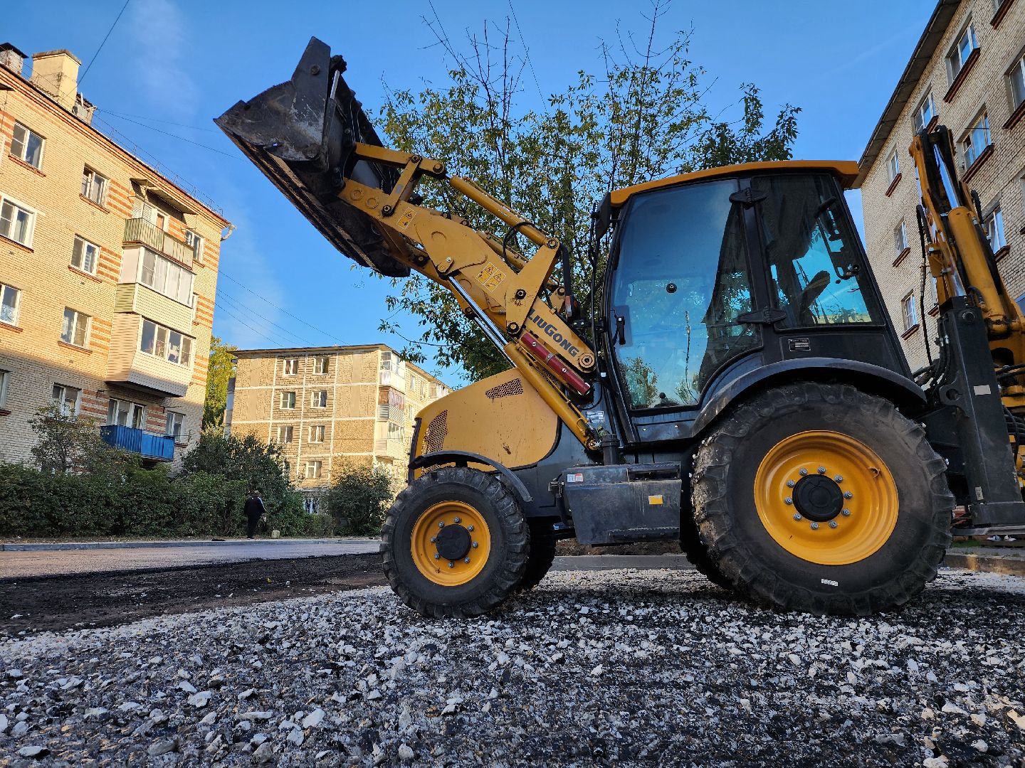 серпухов, строительство дорог, асфальтобетон, улица фирсова, дороги,