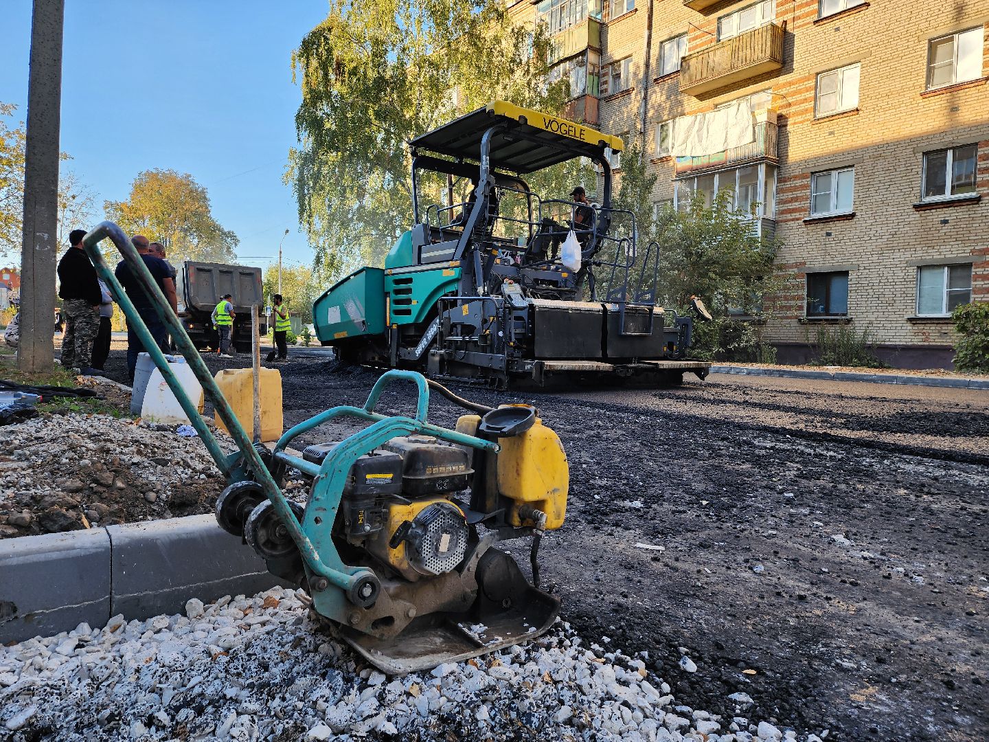 серпухов, строительство дорог, асфальтобетон, улица фирсова, дороги,