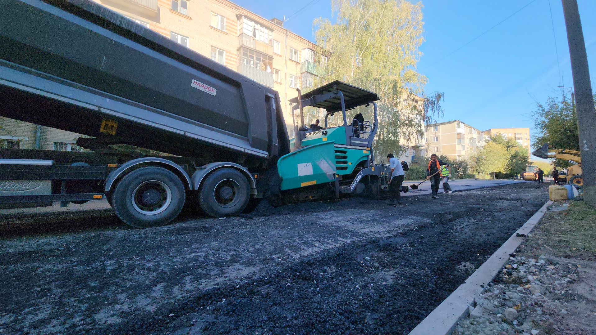 серпухов, строительство дорог, асфальтобетон, улица фирсова, дороги,