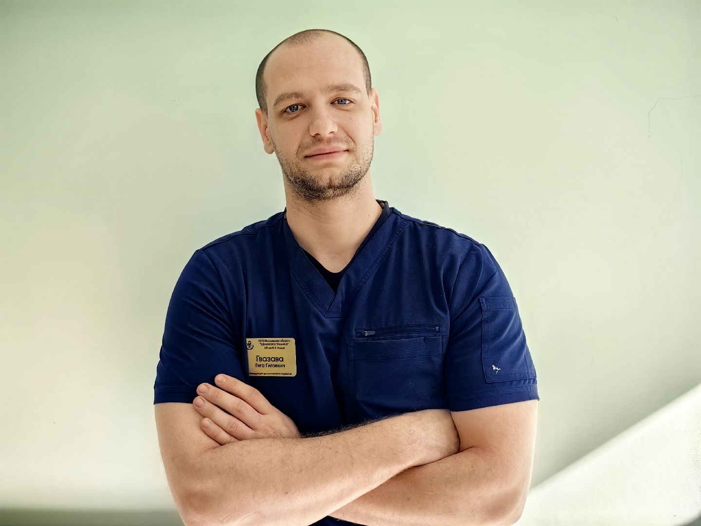 заведующий отделением, урология, больница, врач, операционная, высокотехнологичное оборудование,