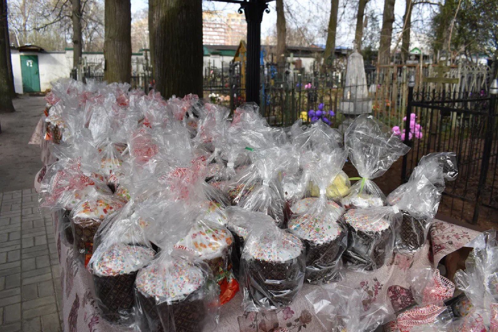 Балашиха, Пасха Христова, куличи, храмы, депутаты, Московская областная дума, Тарас Ефимов