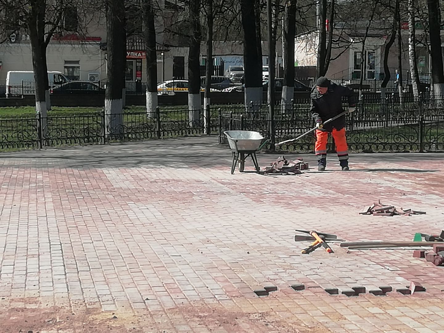 благоустройство, очистка от мусора, Звенигород