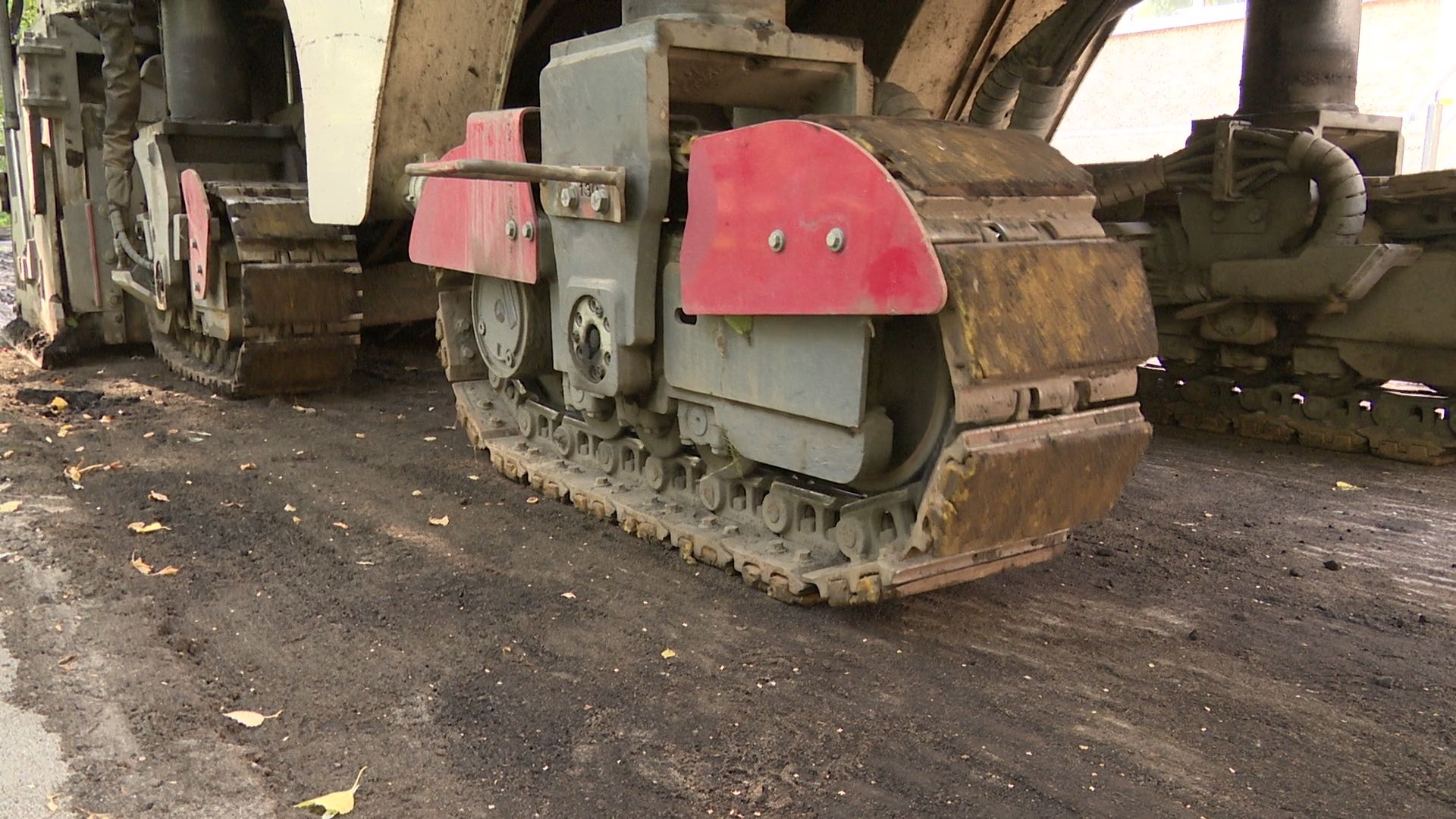 Реутов, жалоба, добродел, школа 6, асфальт, новое полотно, пирог,