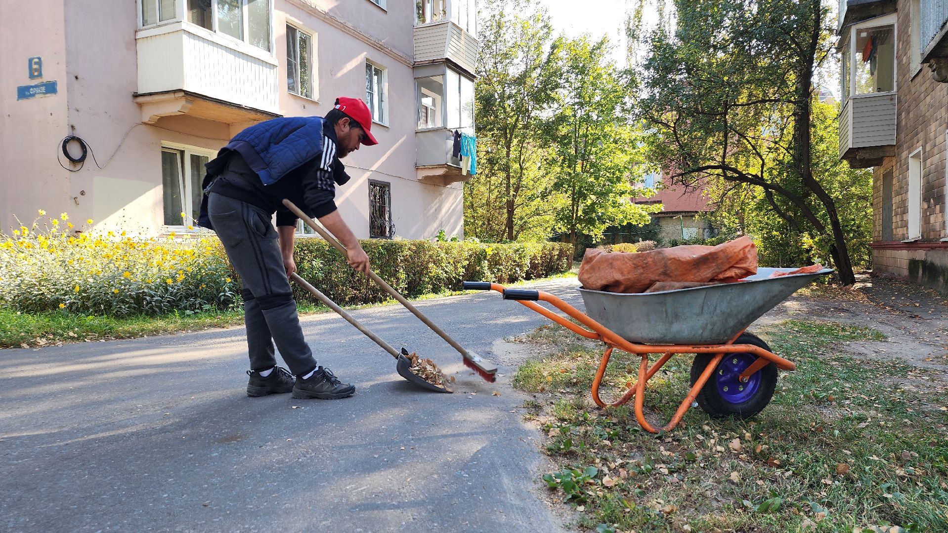 уборка городских территорий, коммунальные службы, ЖКХ, Старая Купавна, Богородский городской округ,