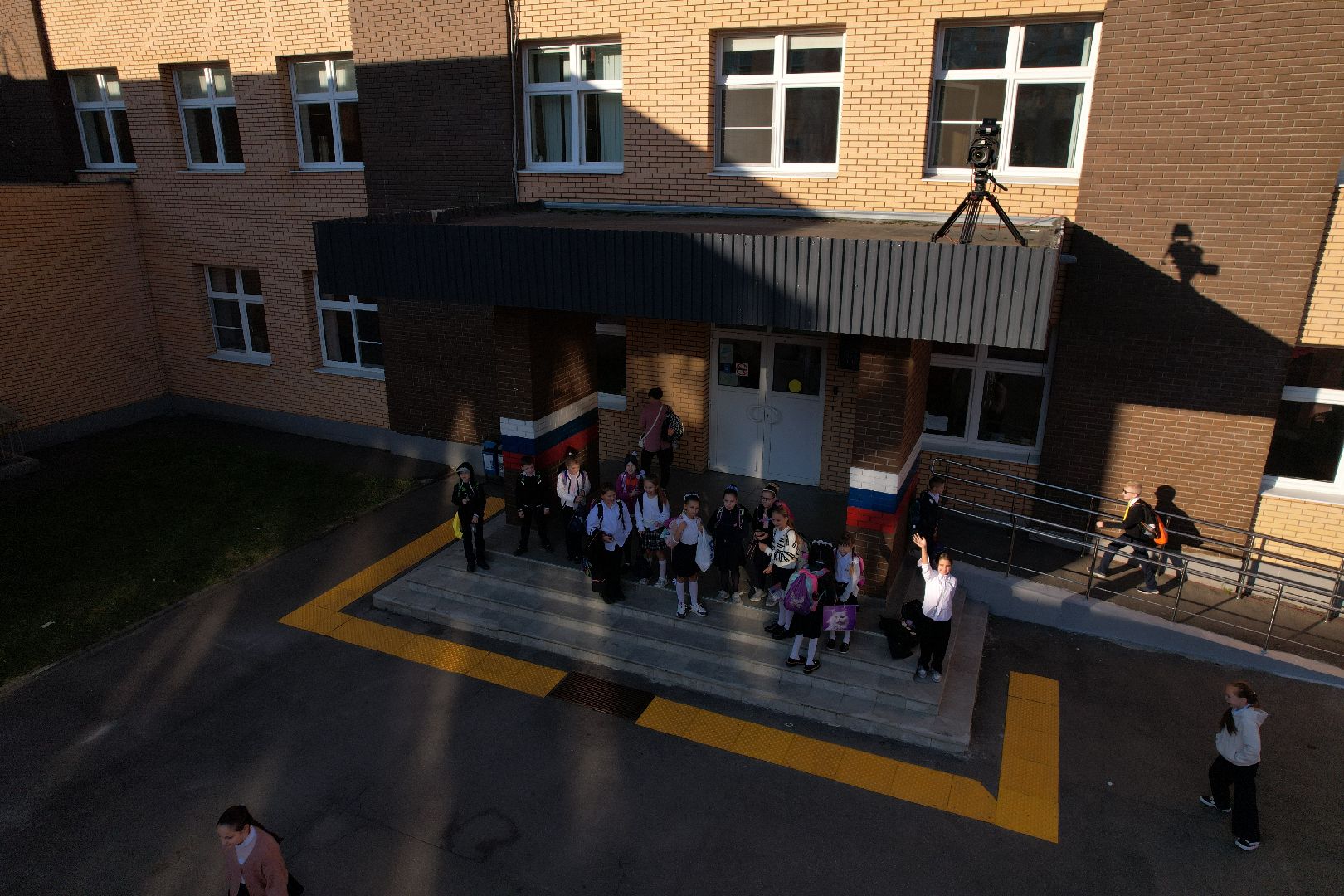 видео с коптера, школа, герой,