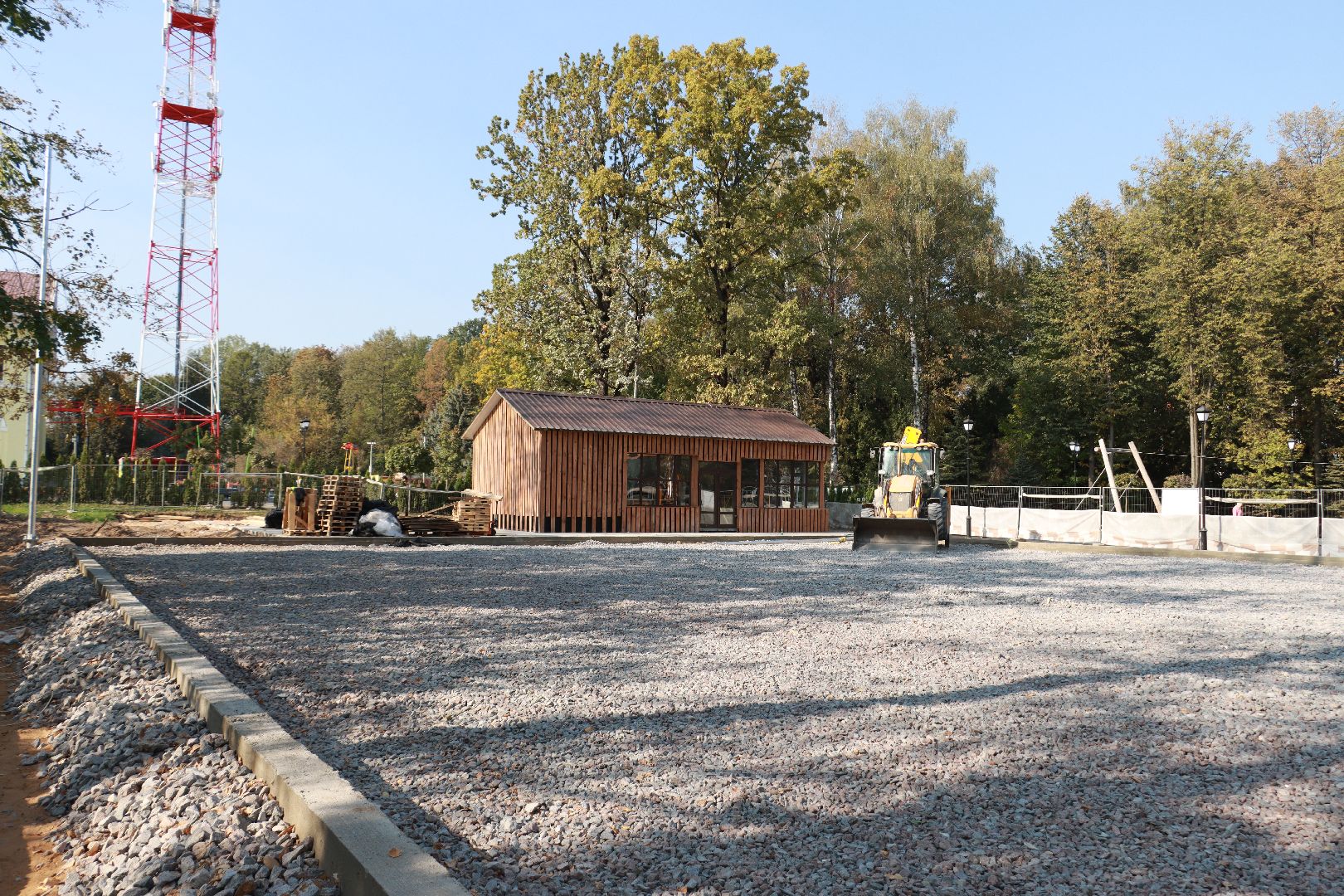 каток в парке, строителтство, коньки,