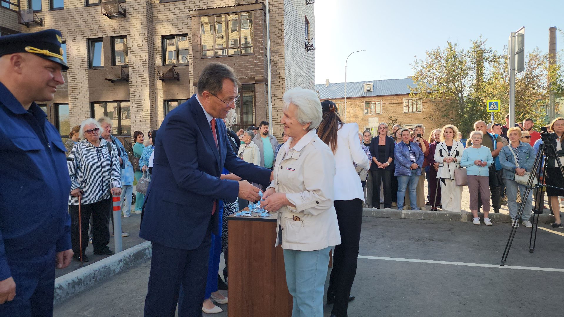 переселение из аварийного жилья, аварийное жилье, вручение ключей переселенцам, Старая Купавна, Богородский городской округ,
