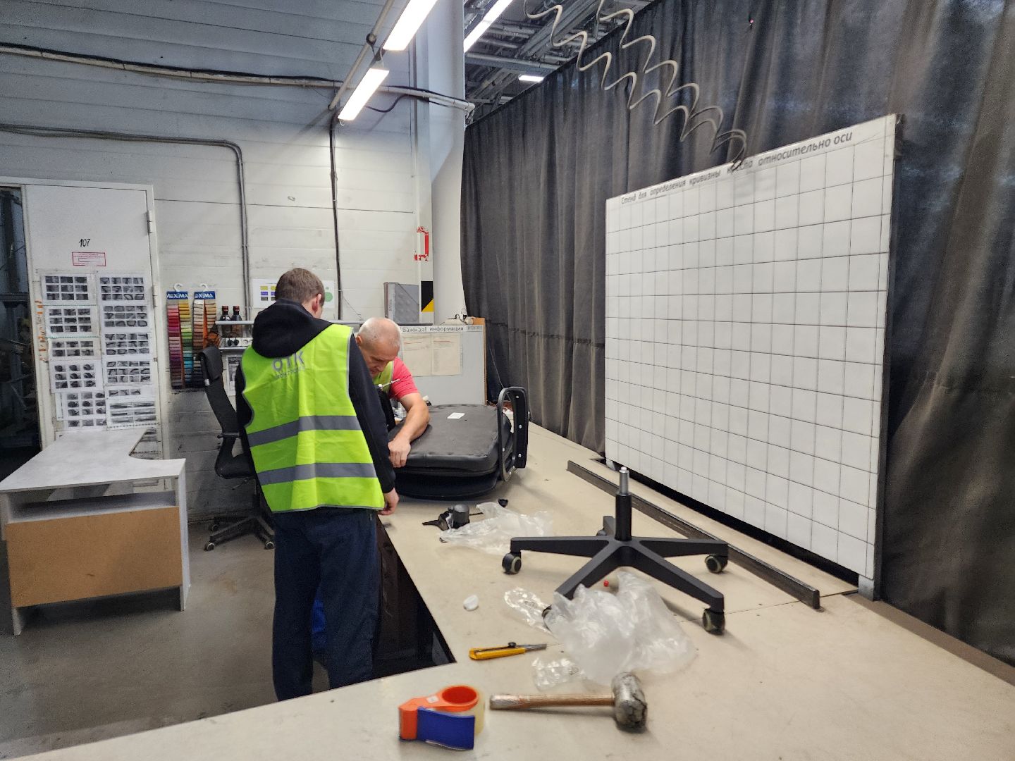 Чехов, мебельная фабрика, производитель мебели, кресла, стулья, Бюрократ, импортозамещение, комплектующие,