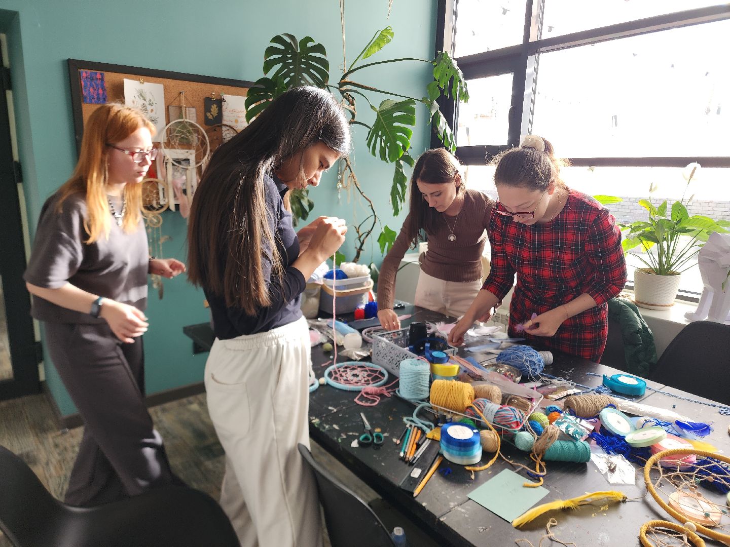 Черноголовка, Восход, Ловцы снов,