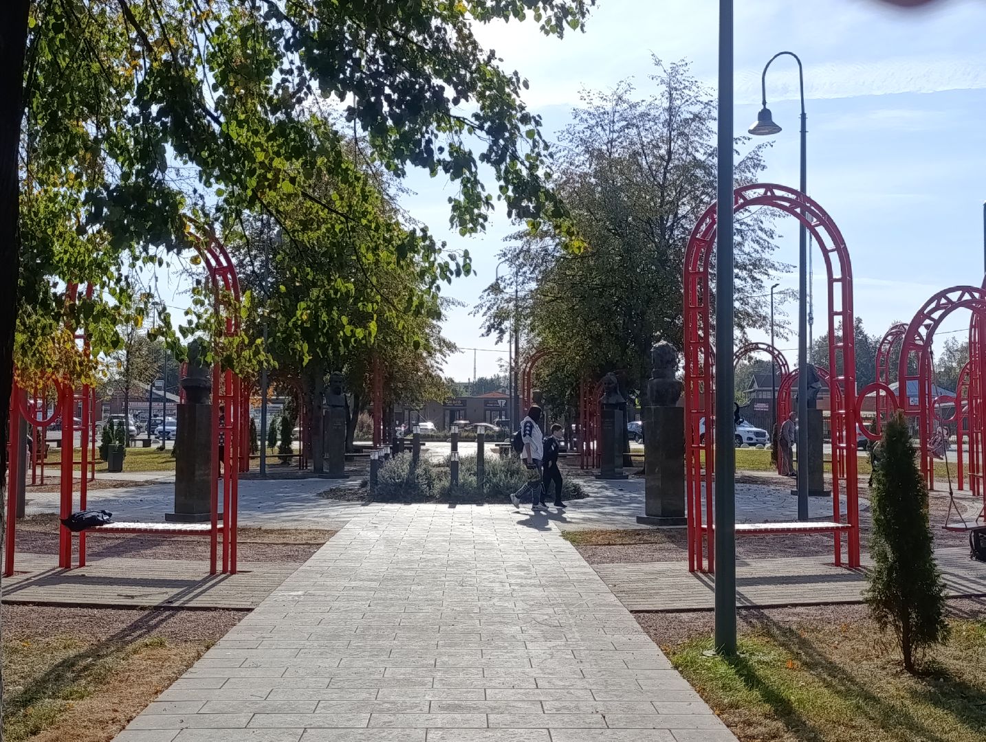 Бронницы, Площадь Тимофеева, Осенняя уборка площади, МБУ Благоустройство, Обустройство площади Тимофеева,