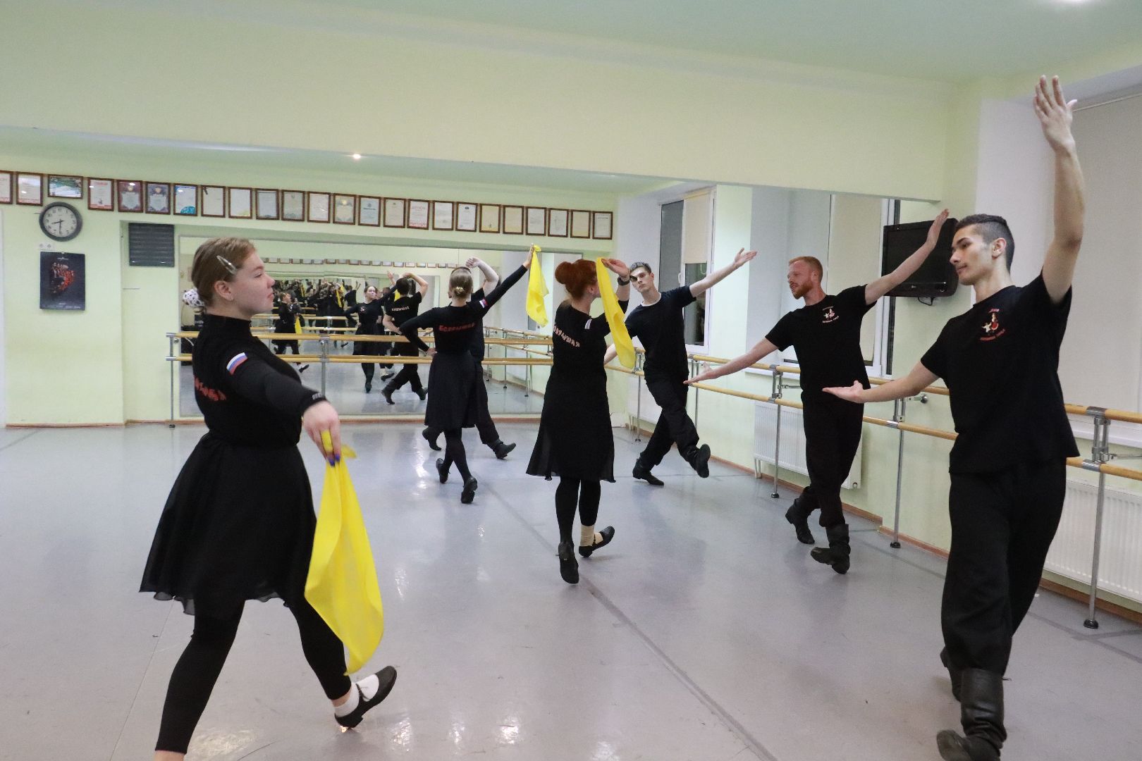 лауреаты, танцевальный ансамбль, народный ансамбль, международный фестиваль,