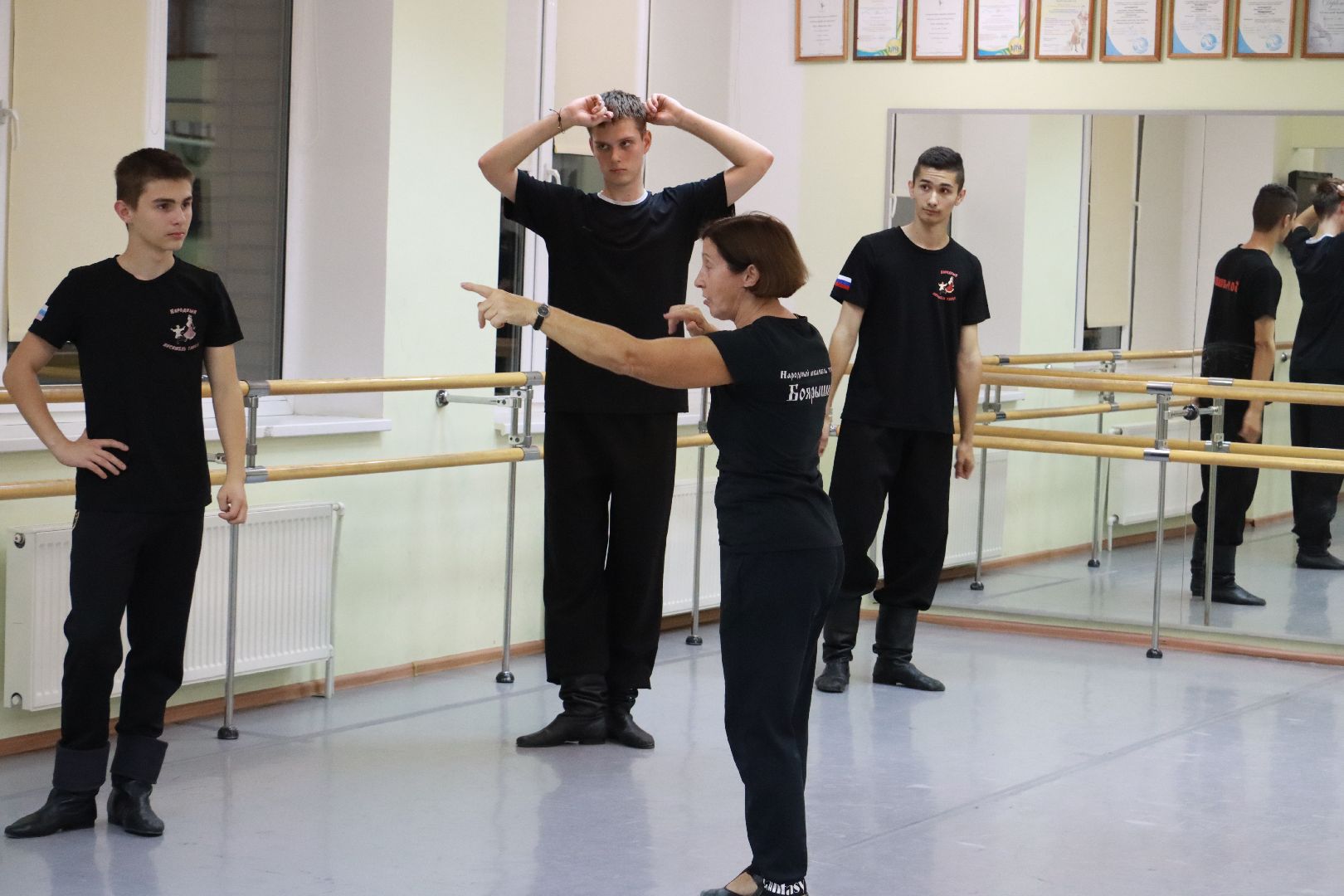 лауреаты, танцевальный ансамбль, народный ансамбль, международный фестиваль,