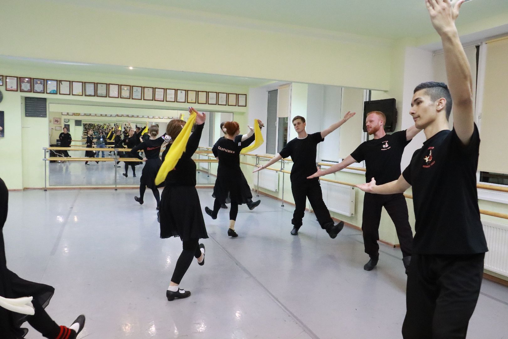 лауреаты, танцевальный ансамбль, народный ансамбль, международный фестиваль,