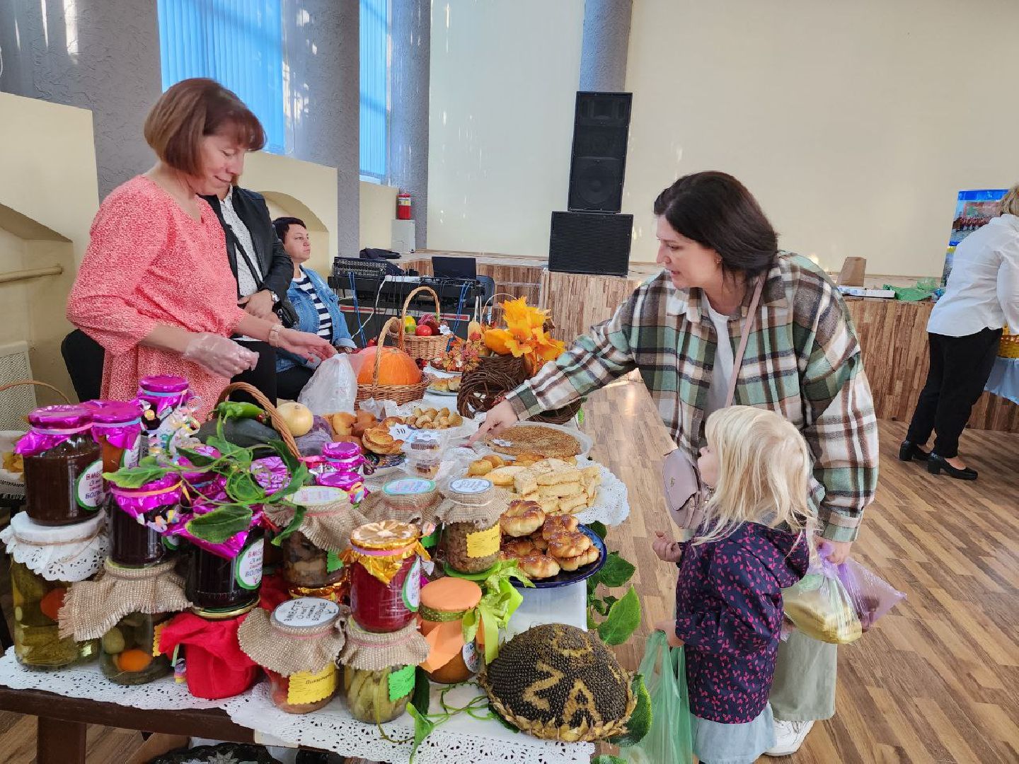 можайск, можайский городской округ, подмосковье, спецоперация, сво, гумпомощь, благотворительная ярмарка, сбор средств, дошкольные учреждения, детские сады округа,мы вместе, вместе мы сможем все,
