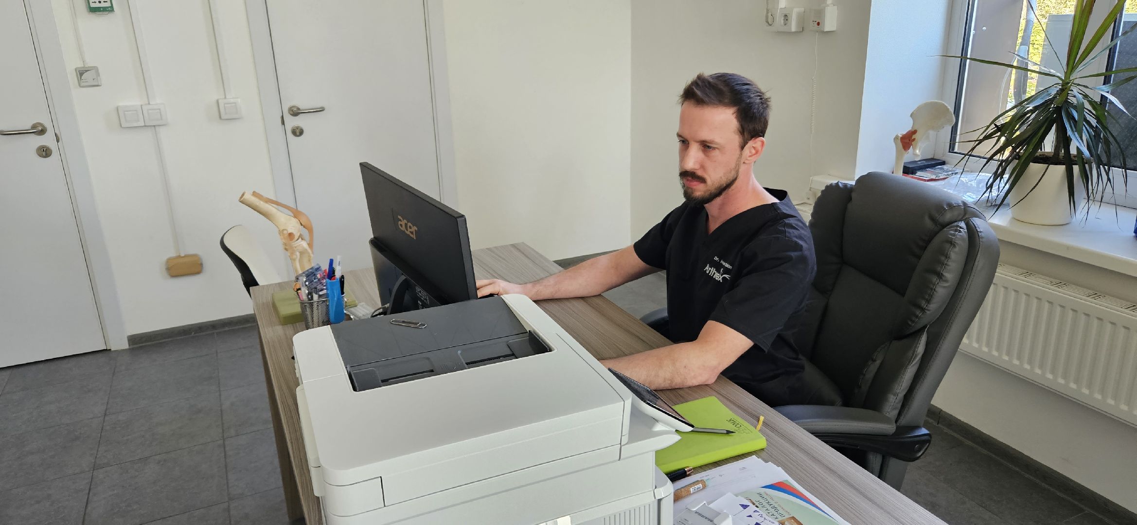 врач, травматология, жуковский, медицина подмосковья,