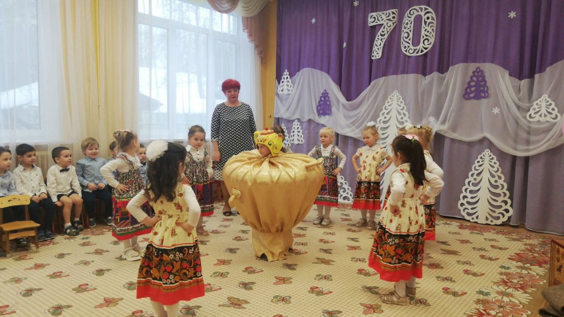 Чехов, гимназия 2, дошкольное отделение, День воспитателя, музыкальный работник, Ирина Первова, поздравления, торжественное мероприятие,