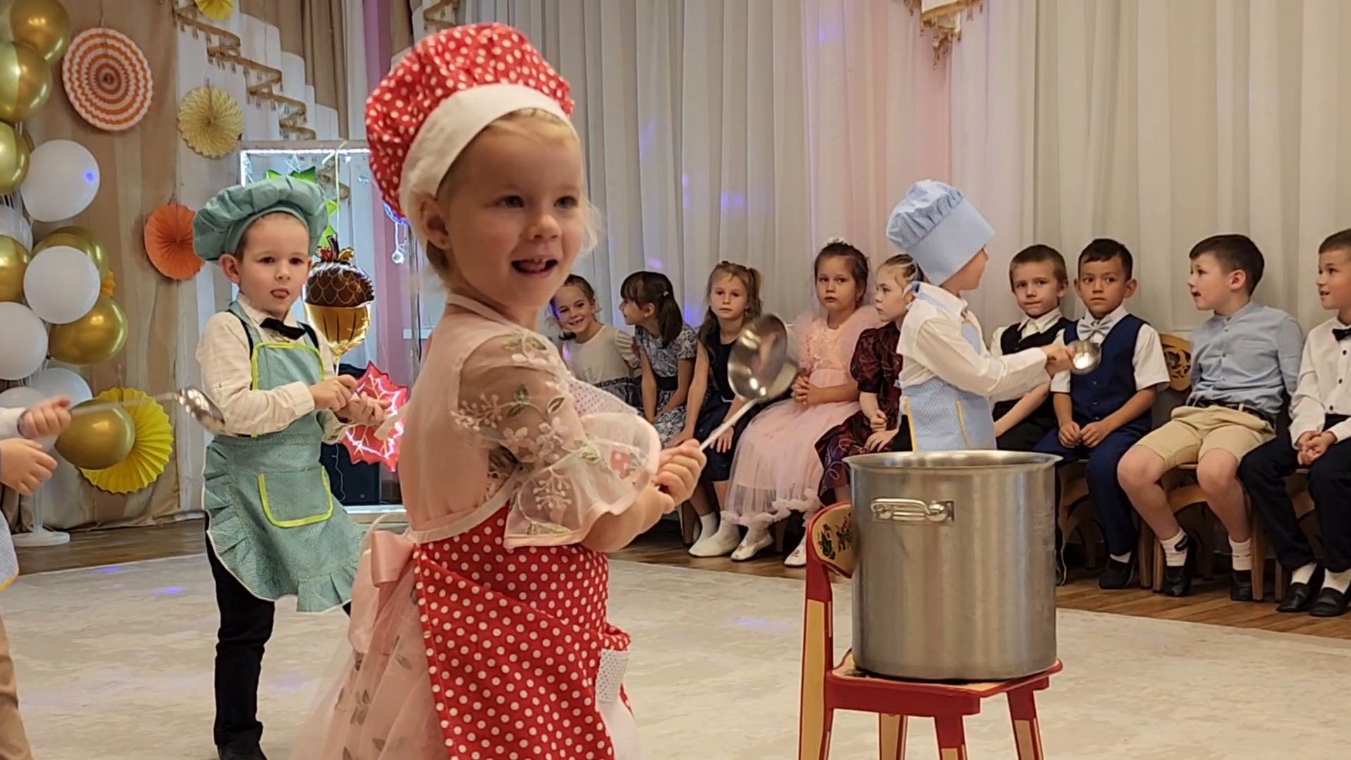 детский сад конфетти-совхоз, Праздник в детском саду, Бронницы, День дошкольного работника,