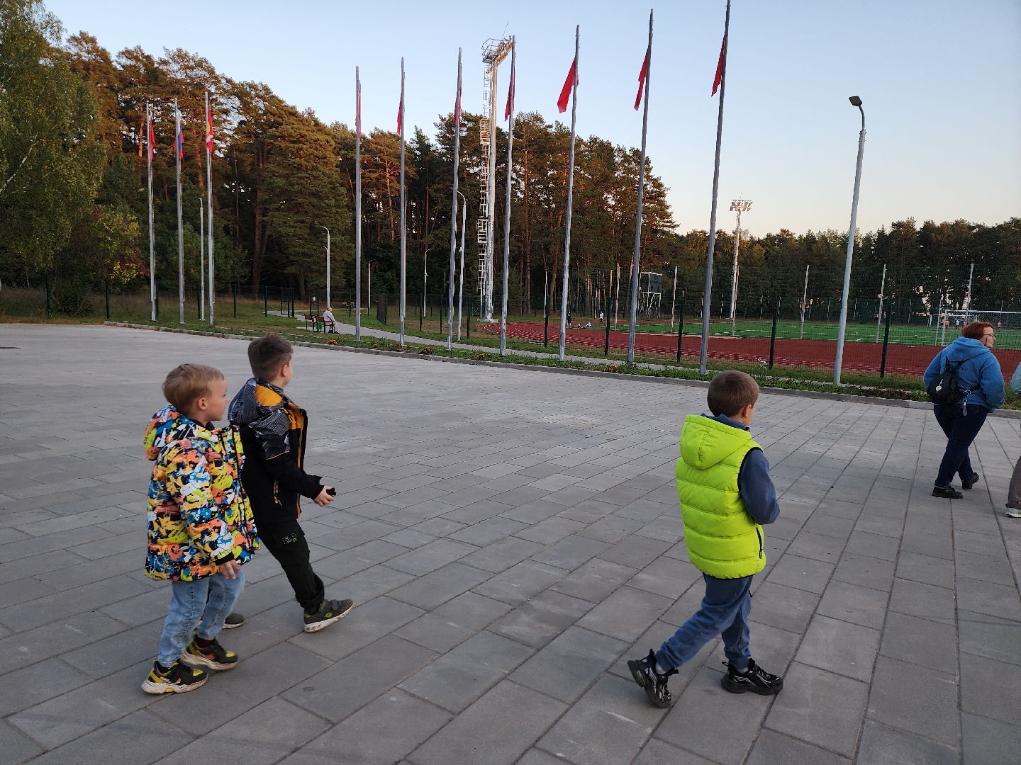 серпухов, подмосковье, стадион спартак, тренажерная площадка,