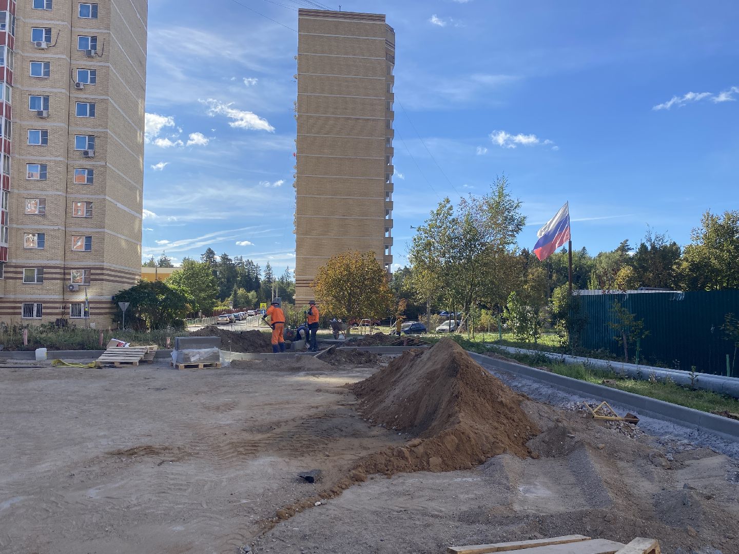 благоустройство территории, Власиха Тополек, пешеходные тротуары, работы по благоустройству, комплексное благоустройство власиха,