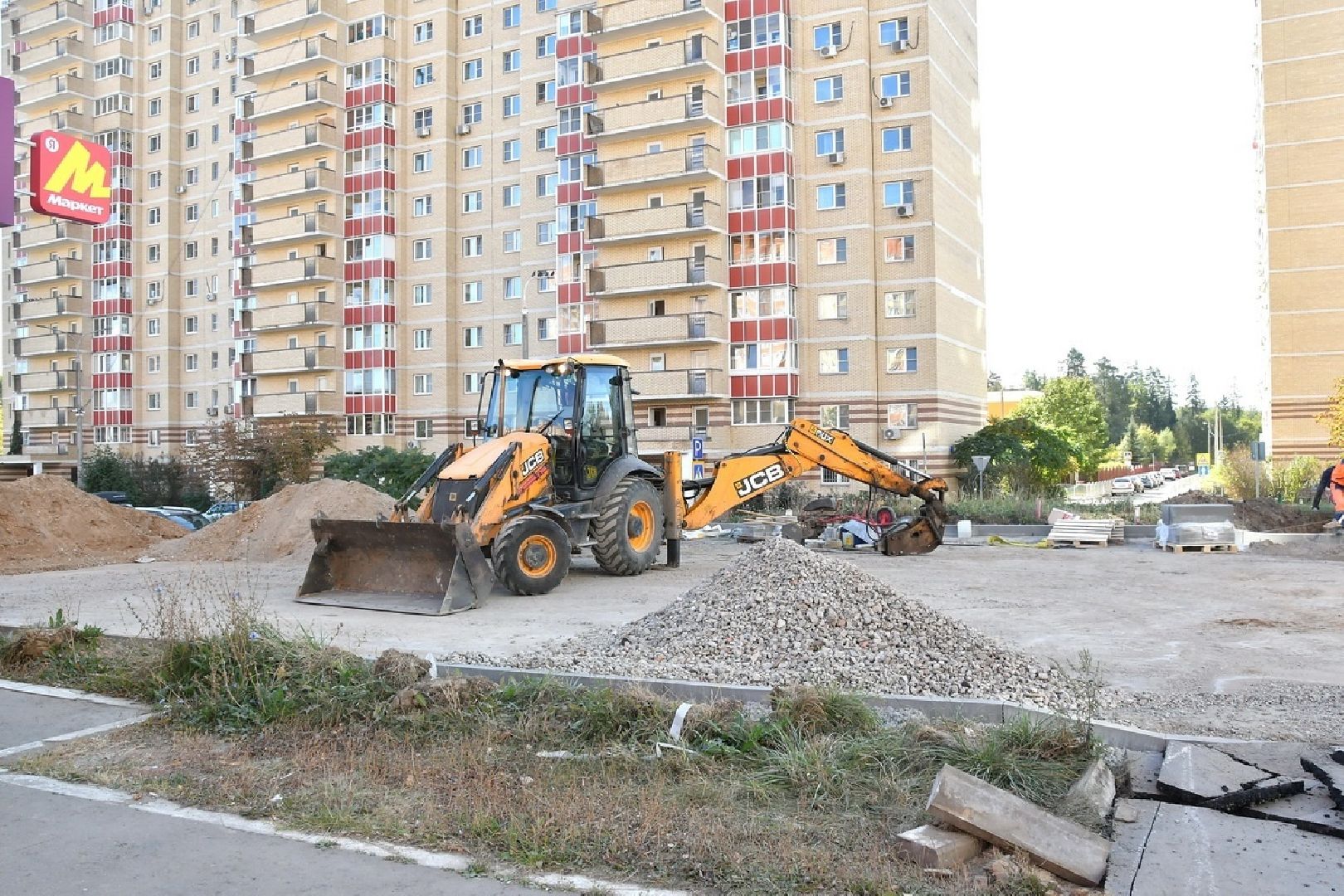 благоустройство территории, Власиха Тополек, пешеходные тротуары, работы по благоустройству, комплексное благоустройство власиха,