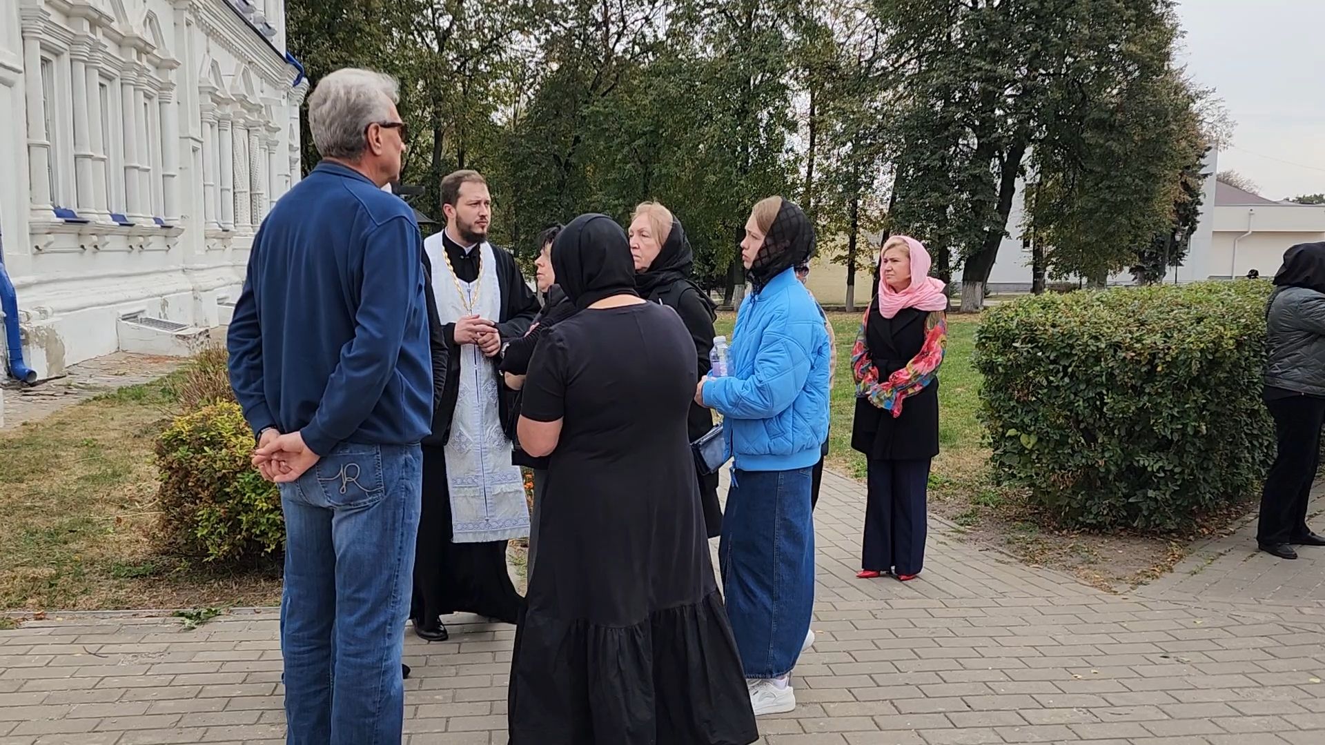 Бронницы, Прощание с Мадяновым, Храм Михаила Архангела, Храмовый комплекс в Бронницах,