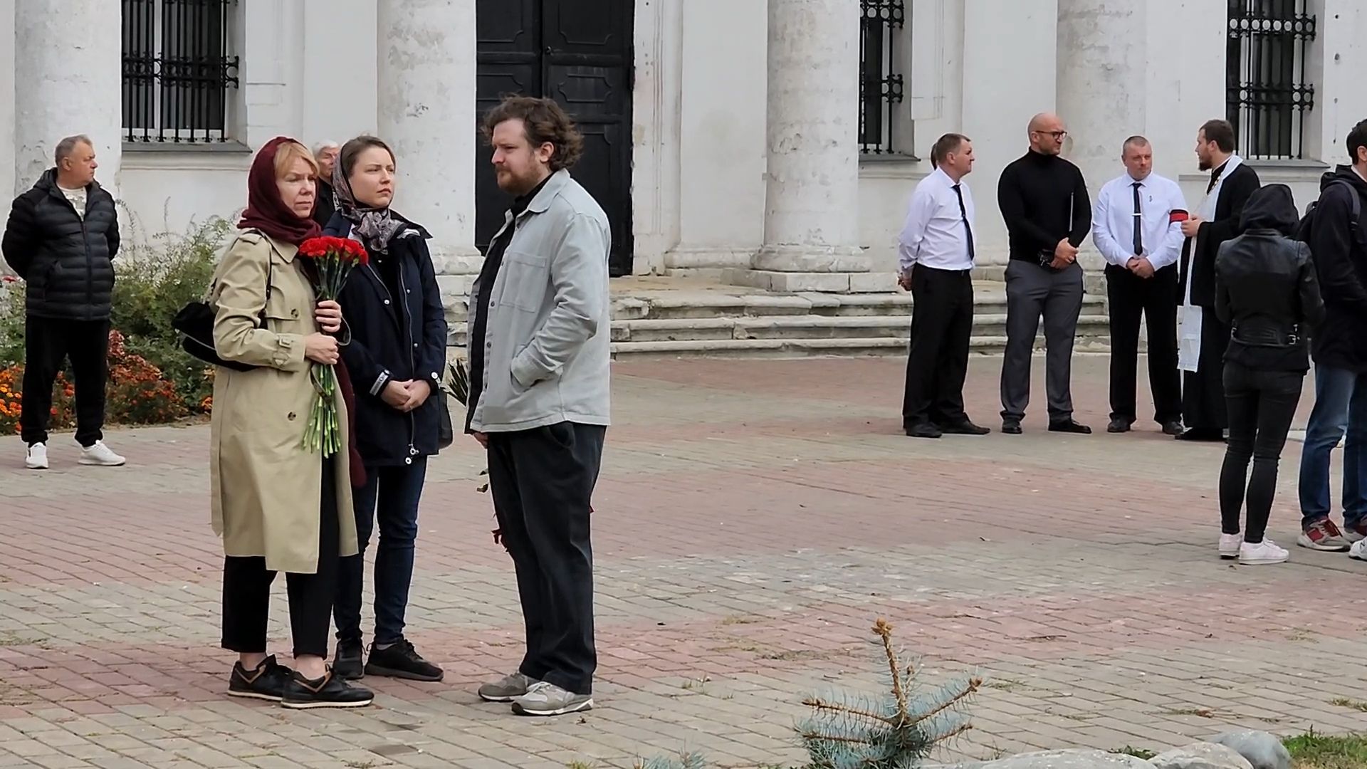 Бронницы, Прощание с Мадяновым, Храм Михаила Архангела, Храмовый комплекс в Бронницах,