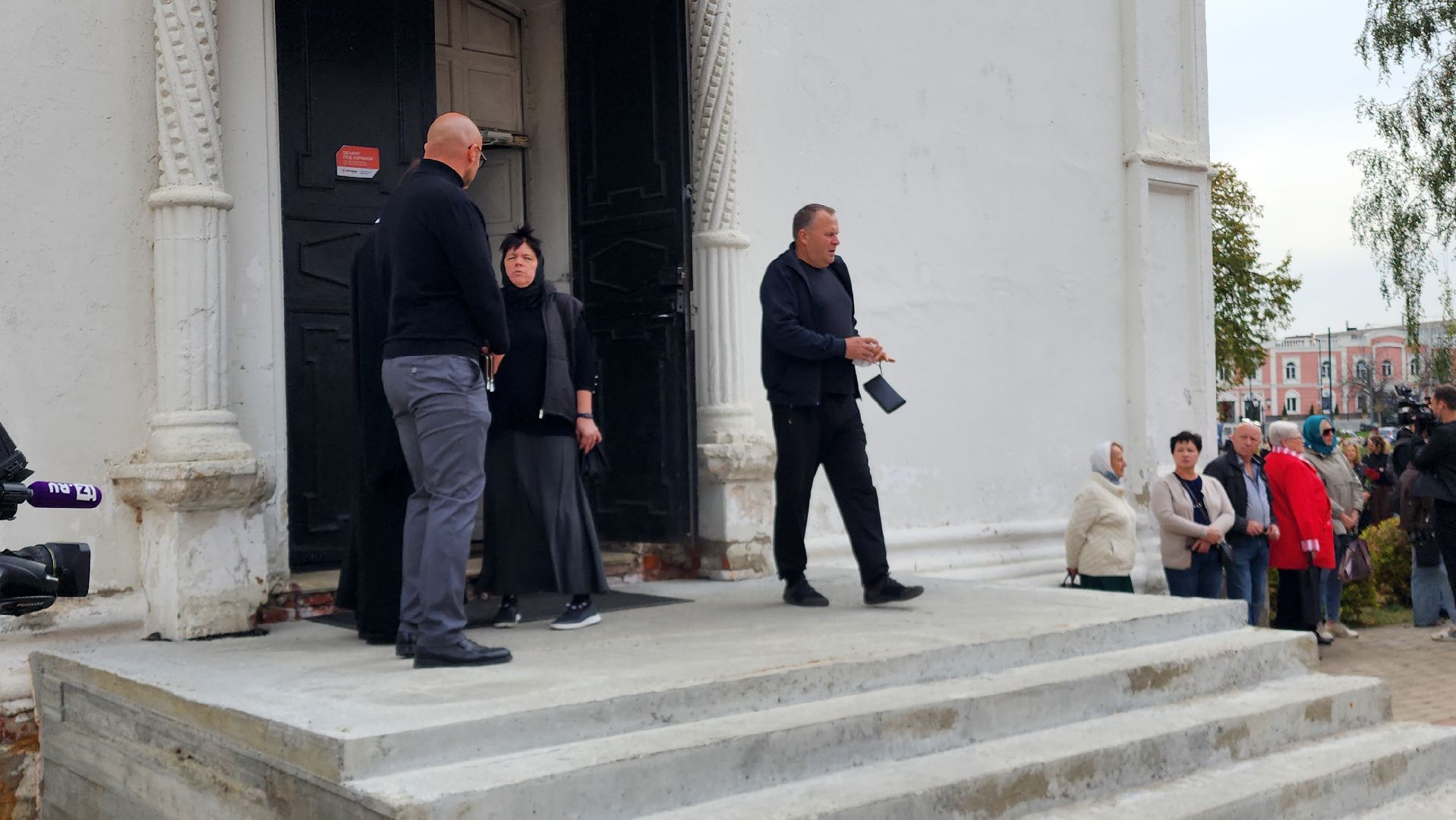 Бронницы, Прощание с Мадяновым, Храм Михаила Архангела, Храмовый комплекс в Бронницах,