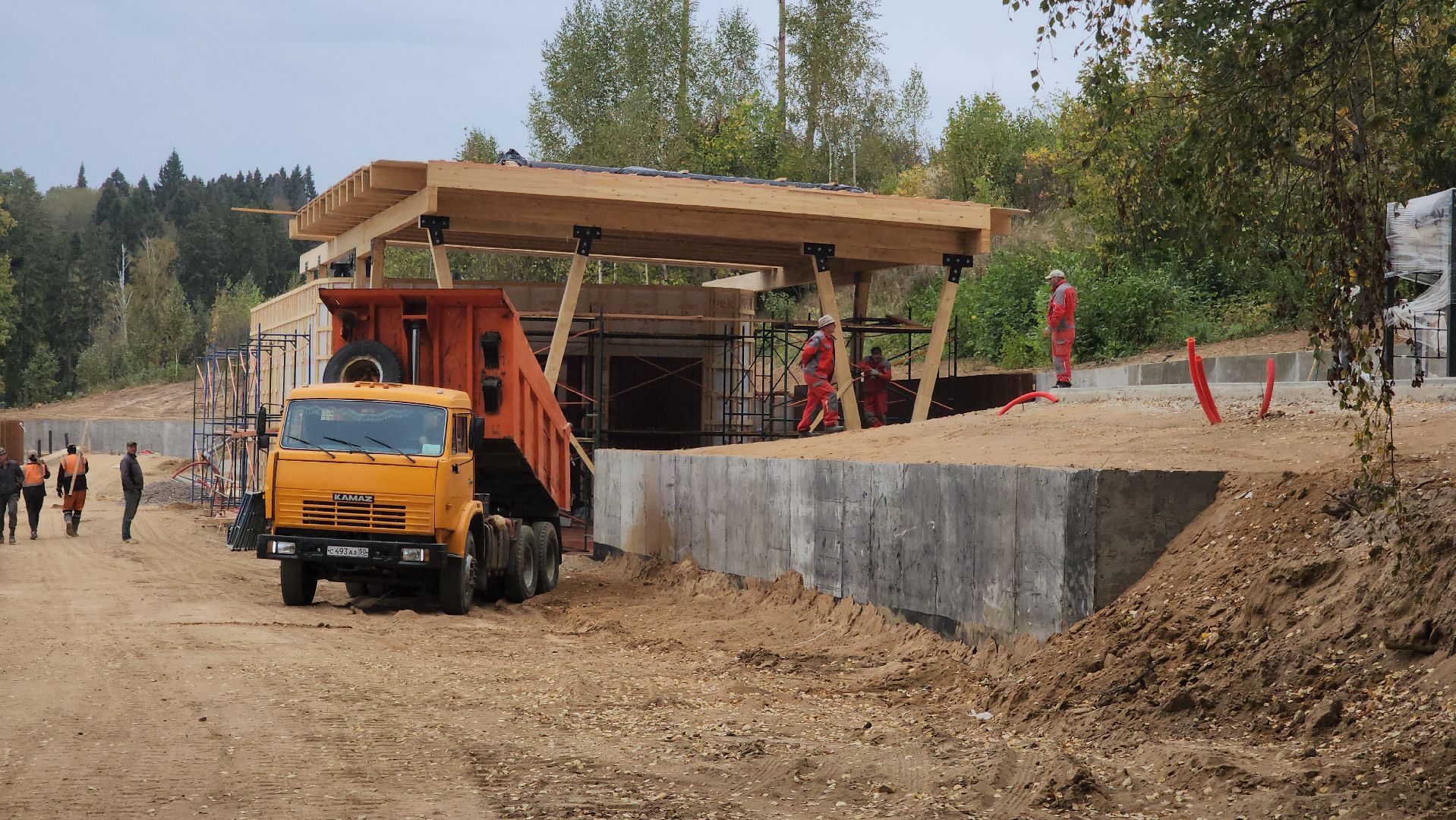 красногорск, плотина, пляж,синичка,