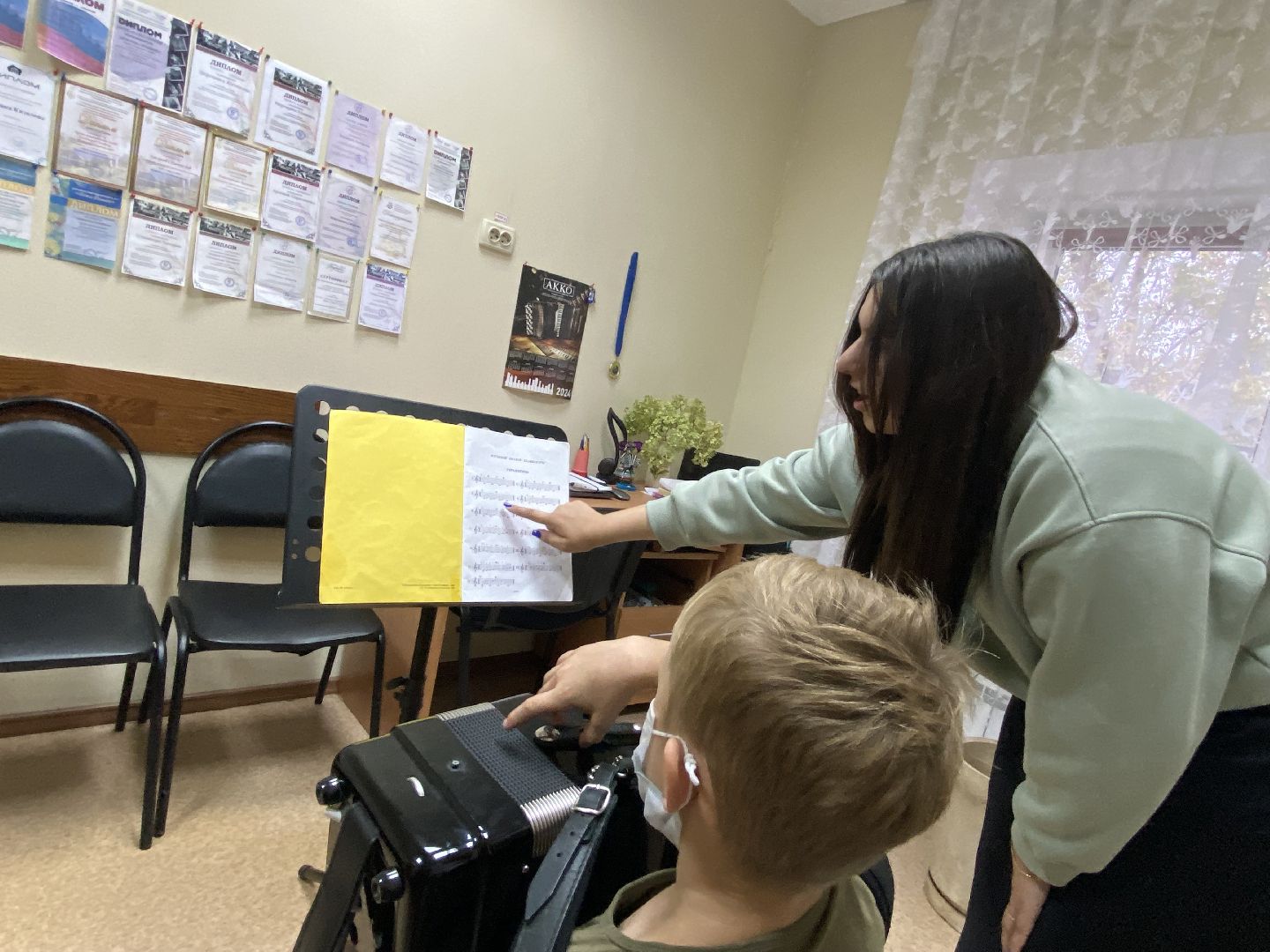 Музыкальная школа, Новый преподаватель, Аккордеон,